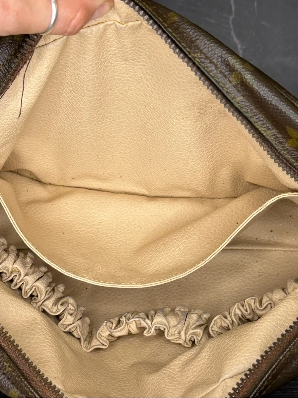 Louis Vuitton Monogram Trousse Toilette 23 Vintage Cosmetic Pouch | Full Set